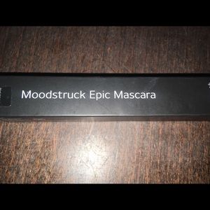 Epic black mascara